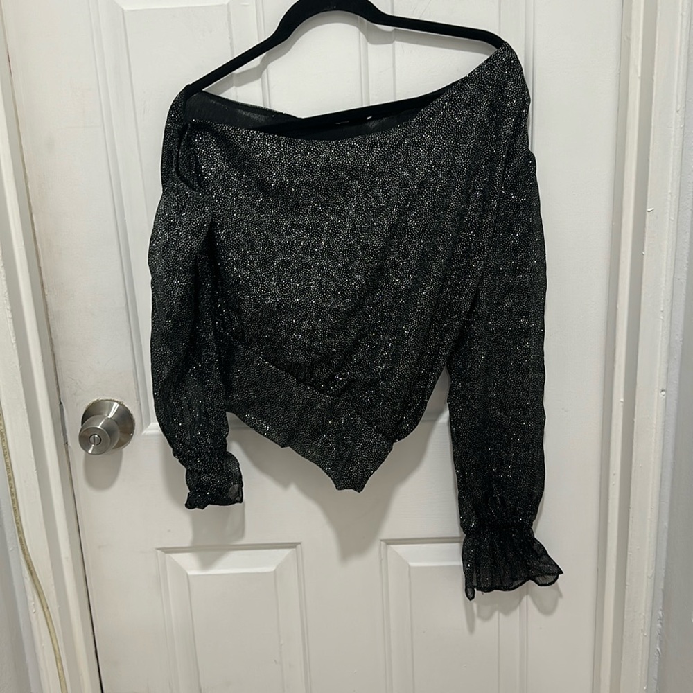 NWT NYC Glitter Top